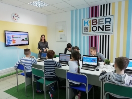 Международная школа программирования и цифрового творчества для детей KIBERone на ул. Степанца